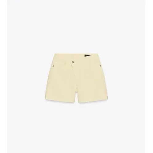 Short amarillo Zara's photo #1