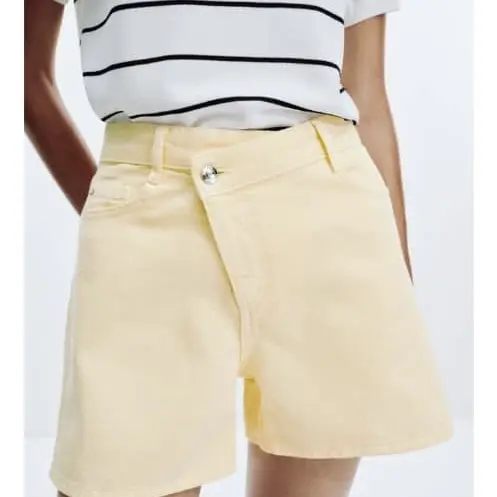 Short amarillo Zara's photo #1