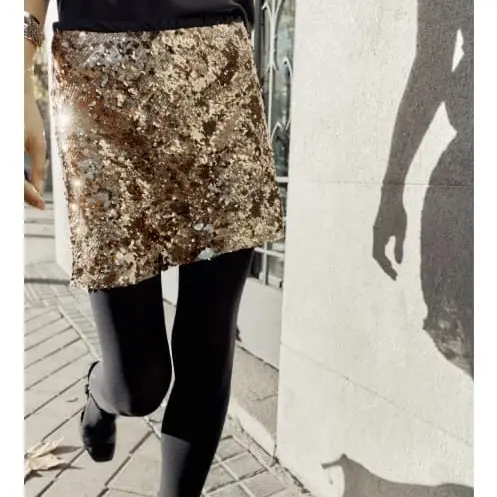Falda mini lentejuelas doradas ZARA — imagen 2