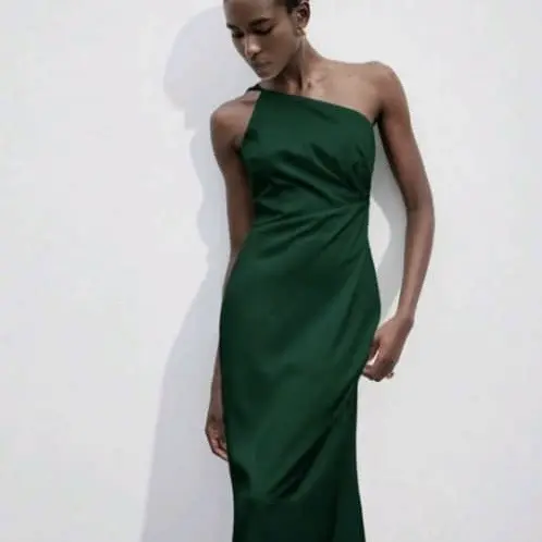 Vestido satinado — imagen 1