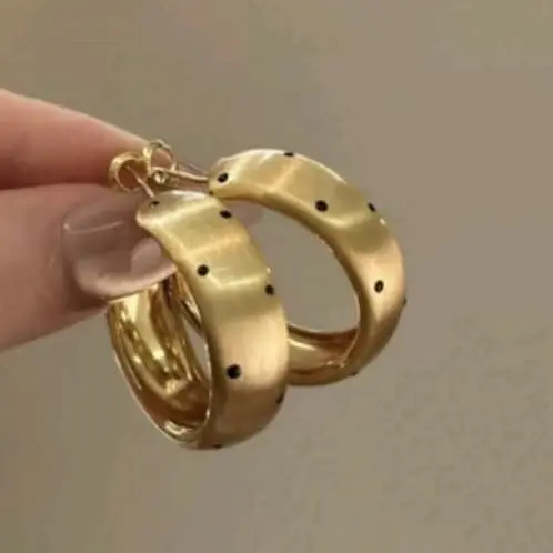 Aretes 5 — imagen 8