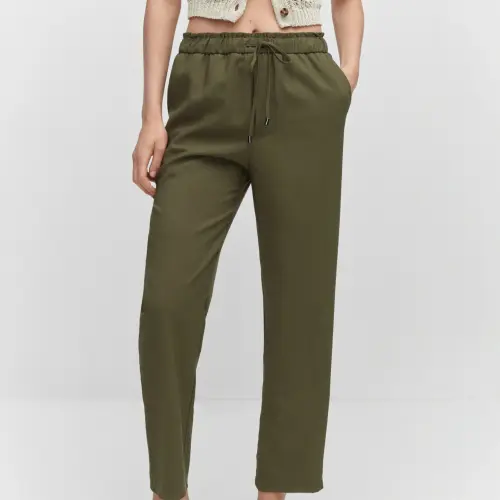 Pantalon fluido corte recto's photo #1