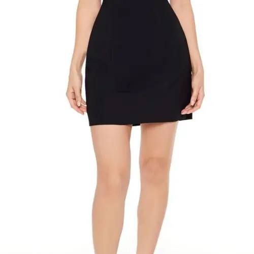 Vestido negro corset off shoulder — imagen 1