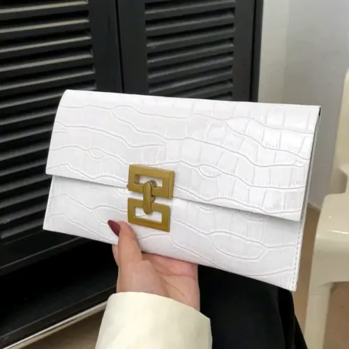 Bolso tipo sobre — imagen 4