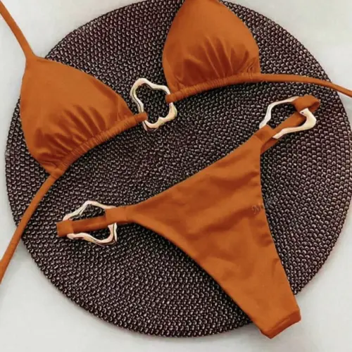 Bikini detalle de dorado — imagen 3