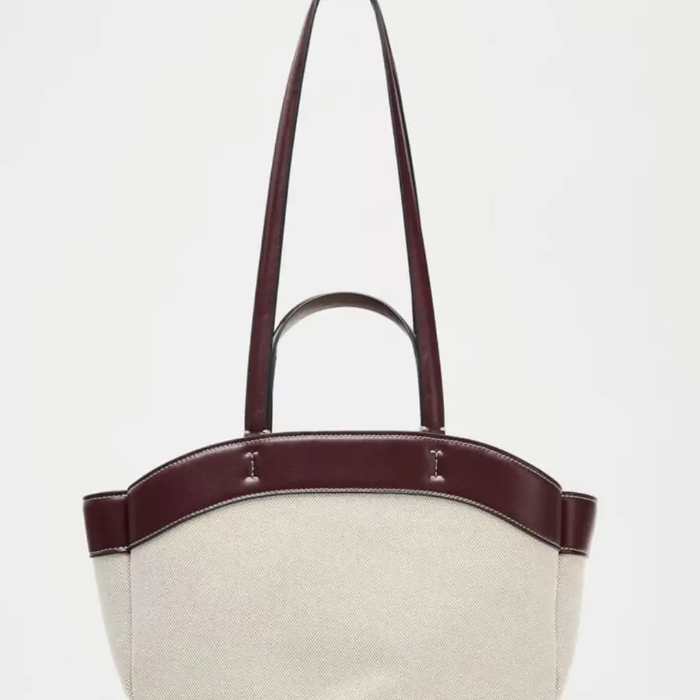 Bolso textura ZARA — imagen 1