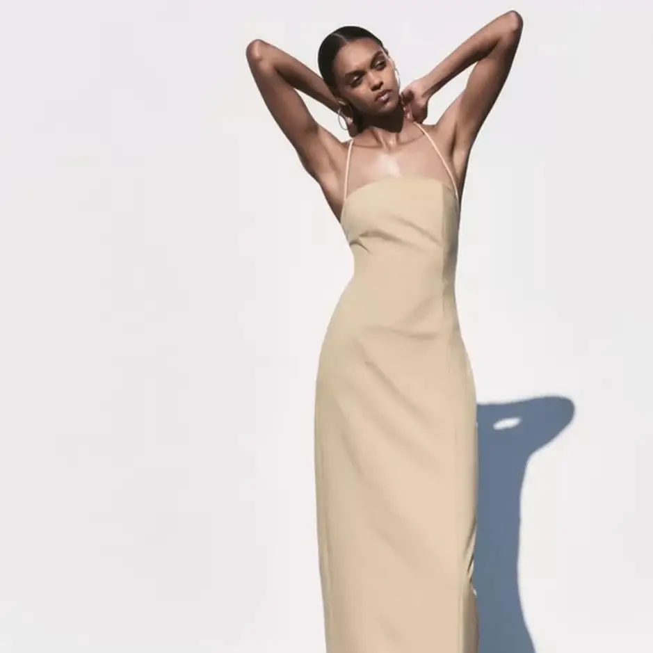 Vestido beige rayas diplomáticas ZARA — imagen 1