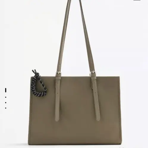 Bolso tote bag com charm Lefties — imagen 3