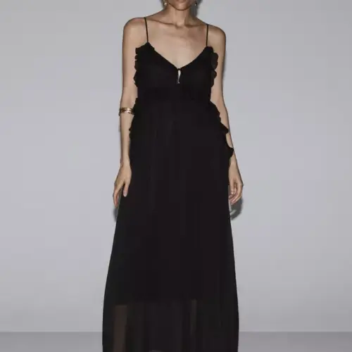 Vestidos con vuelos Lefties — imagen 1