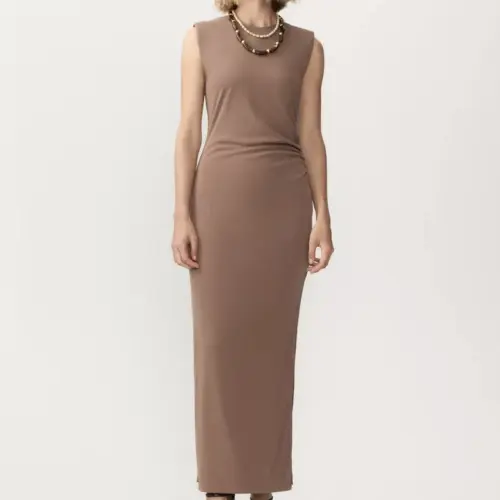 Vestido fruncido con hombreras Lefties — imagen 2