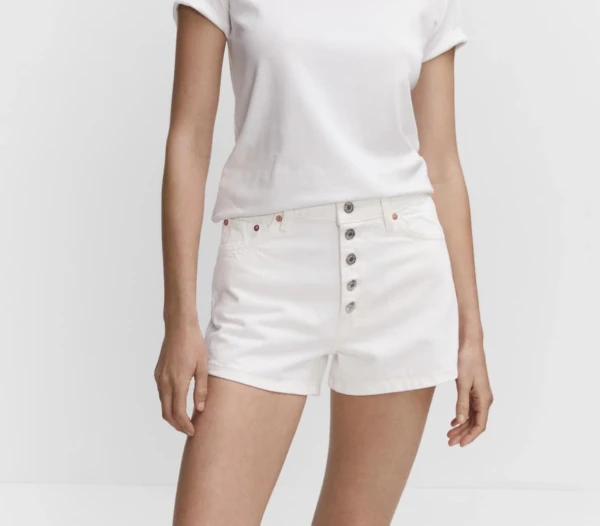 Short blanco denim con botones Mng's foto | Gigi’s Place |  BizneCubano