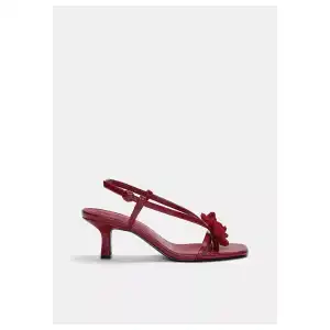 Tacones rojos detalle flor bordada Pull&Bear miniatura 1