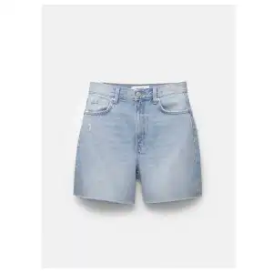 Bermuda mezclilla clara Pull&Bear miniatura 1