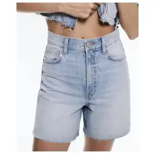 Bermuda mezclilla clara Pull&Bear miniatura 2
