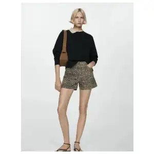 Short leopardo MNGO miniatura 3