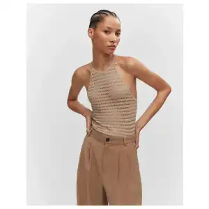 Top halter tejido mng miniatura 1
