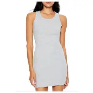 Vestidos cortos estilo camiseta miniatura 2