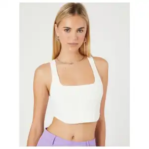 Top Crop estilo corset F21 miniatura 1
