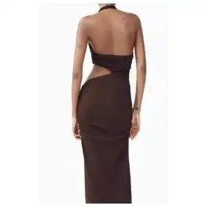 Vestido con textura cut out Zara miniatura 4