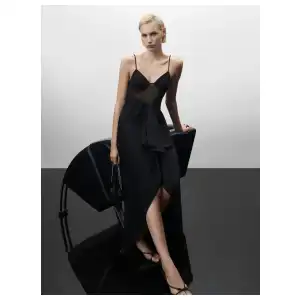 Vestido maxi con transparencias miniatura 4
